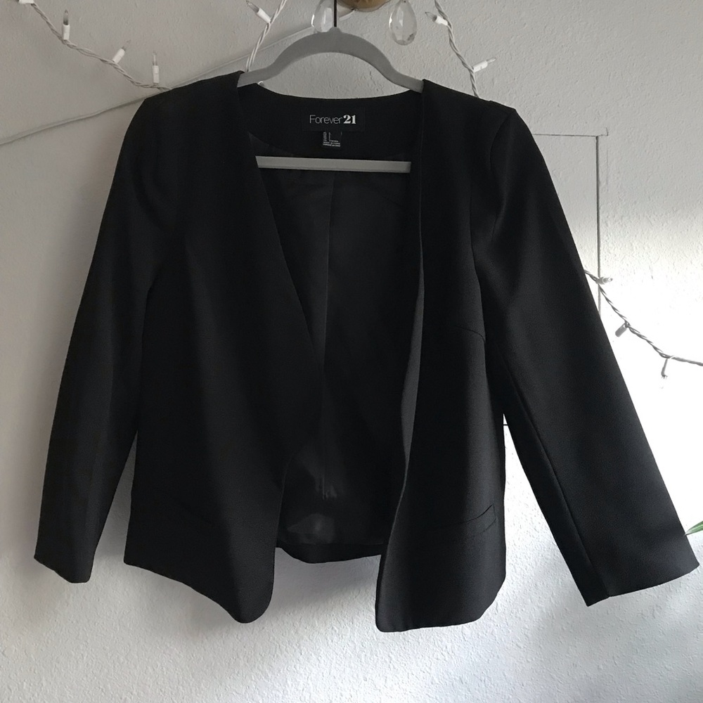 Forever 21 Cropped Blazer